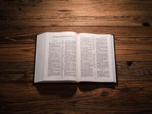 Building Trust in Relationships: What the Bible Says