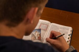 Developing Resilience Through Scripture: Strategies for Daily Life