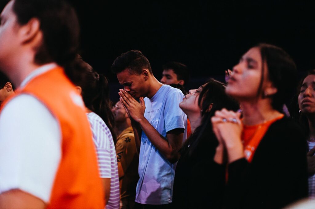 How to Cultivate a Heart of Trust in a Distrusting World prayer faith