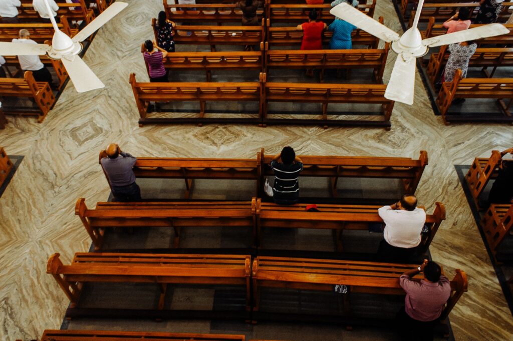 The Role of Community in Building Stronger Faith and Trust in God prayer faith